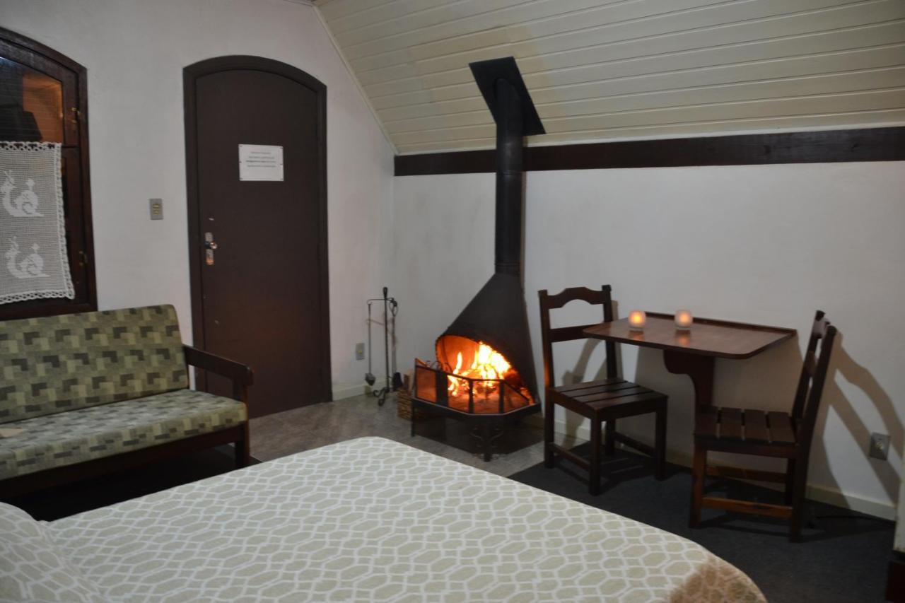 Dos Pinheiros Inn Canela